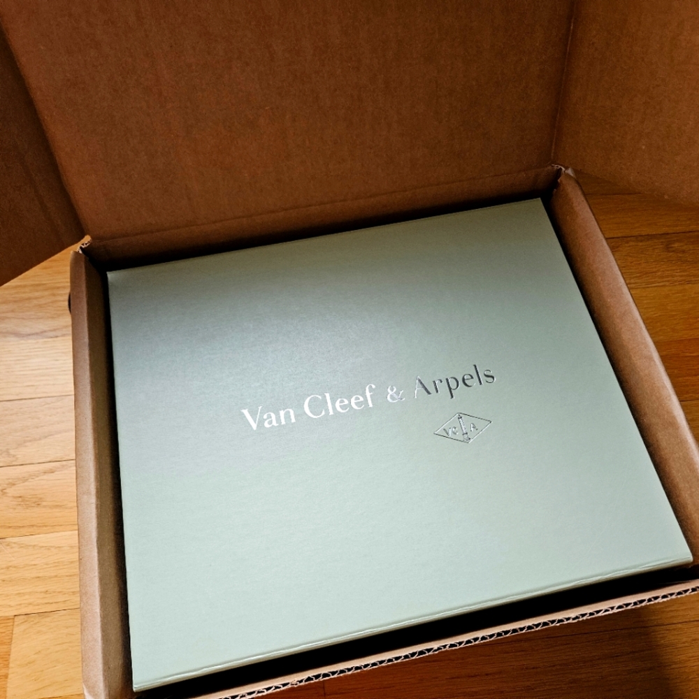 Van Cleef Storage Box - Gem